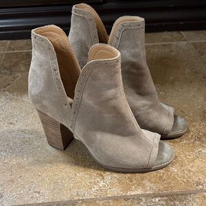 Lucky Brand women’s shoes